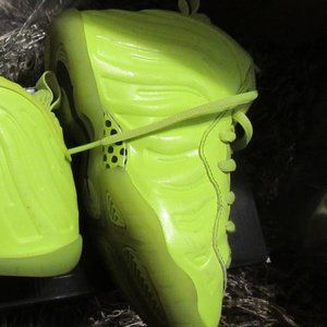 FOAM POSITES---NEON DAYS AND LIGHTS!!! LIL POSITE'S---CLASSIC SOLD OUT IN 1 DAY!